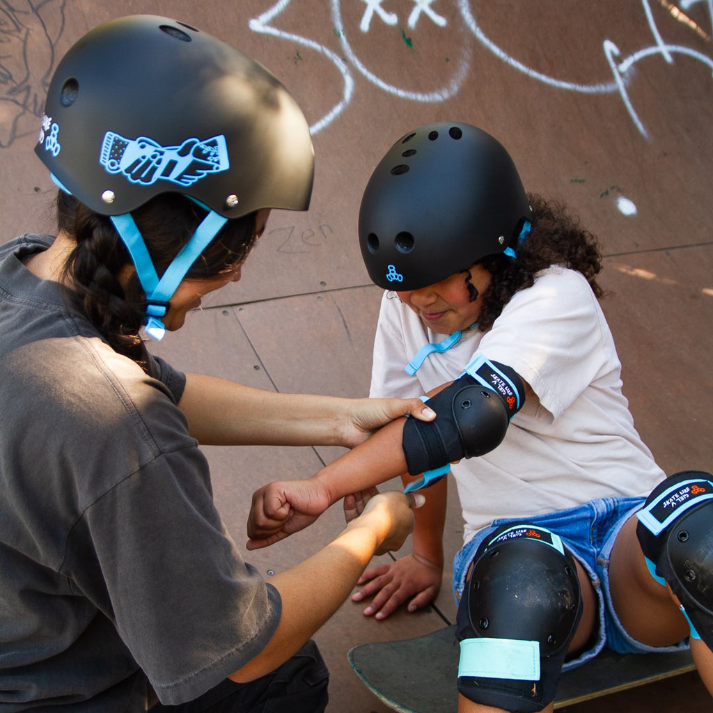 THE Certified Sweatsaver Helmet - Skate Like A Girl