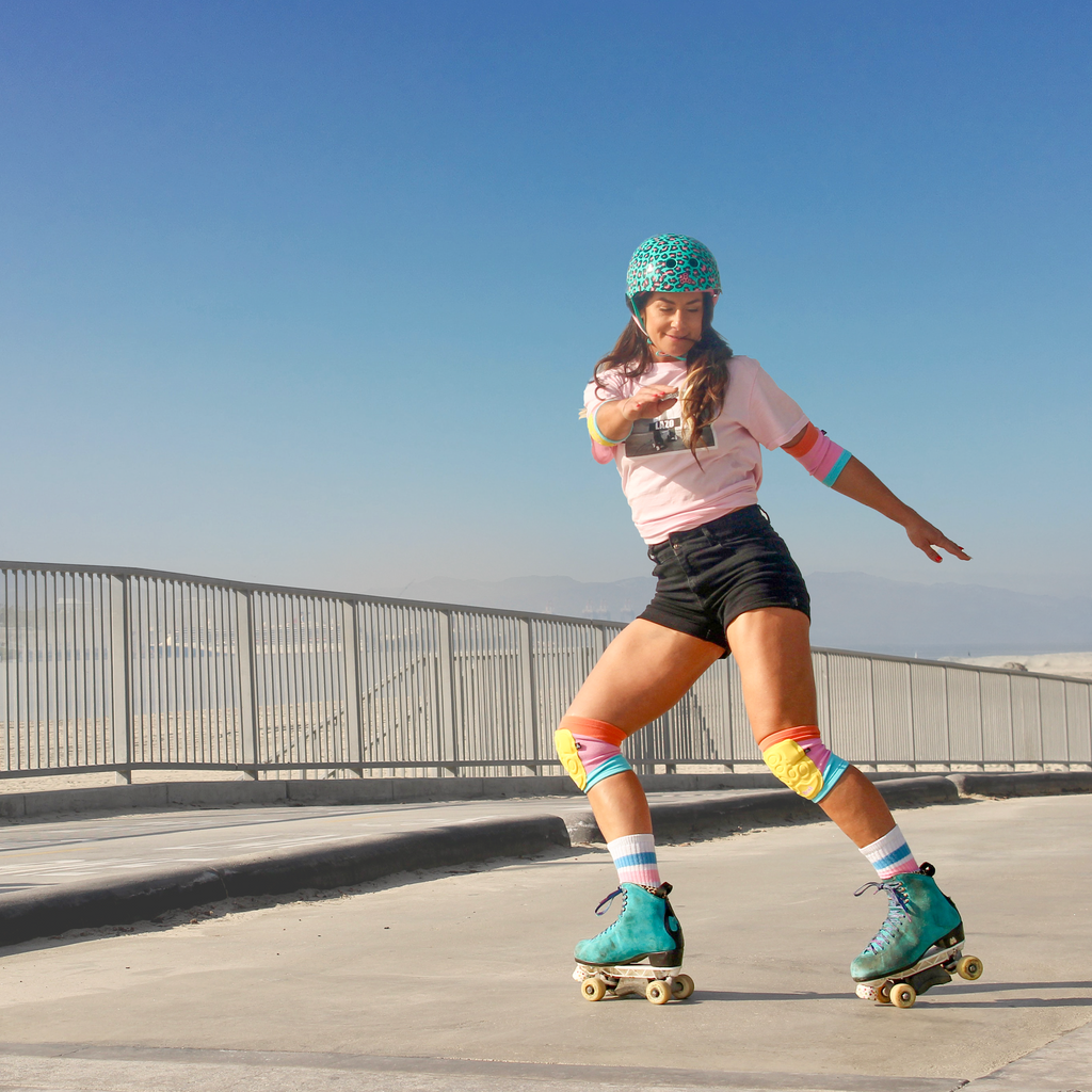 Covert Knee Pads Moxi Edition